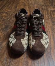 Load image into Gallery viewer, Gucci Authentic Vintage Shoes(Mens10.5)
