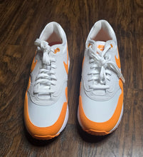 Load image into Gallery viewer, Nike Airmax Shoes(Mens9)10.5W)
