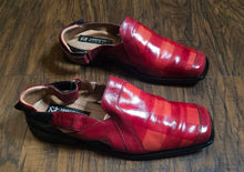 Load image into Gallery viewer, Marco Vicci Sandals(Mens10)
