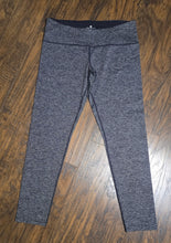 Load image into Gallery viewer, Tuff Athletes Leggings(Lrg)
