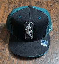 Load image into Gallery viewer, Reebok &quot;LAKERS&quot; Fitted Hat(Mens8)
