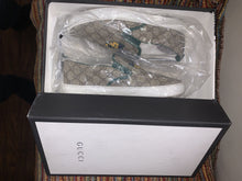 Load image into Gallery viewer, Gucci Shoes(Size10.5)
